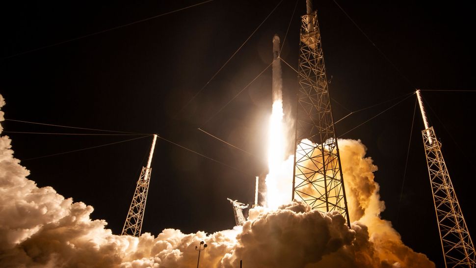 因硬件问题，Space X再次推迟60颗星链卫星发射时间