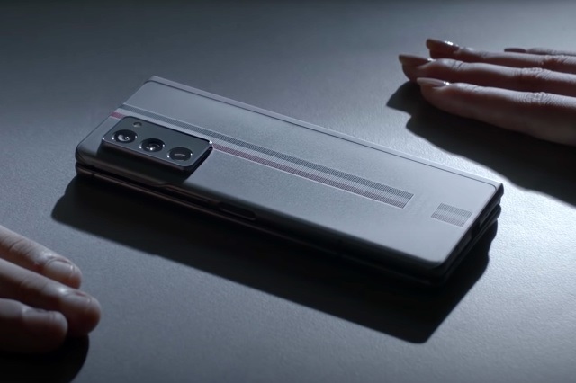 三星预热高端版Galaxy Z Fold 2：售价达 2.4 万元