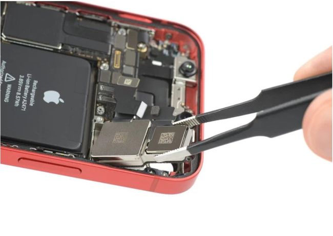 苹果iPhone 12 mini拆解：用了iPhone 12组件的“mini”版本