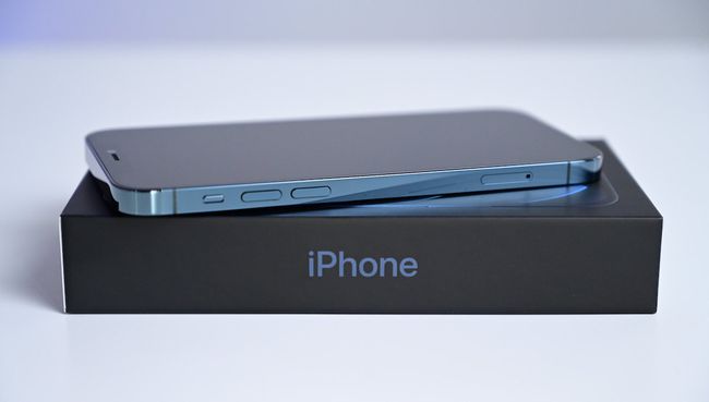 调查称iPhone 12的预订量几乎是iPhone 11的两倍
