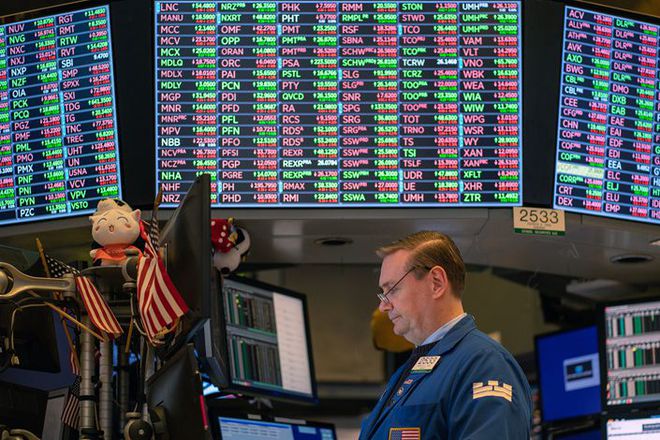 美股周五：特斯拉市值破8000亿美元 百度大涨逾15%